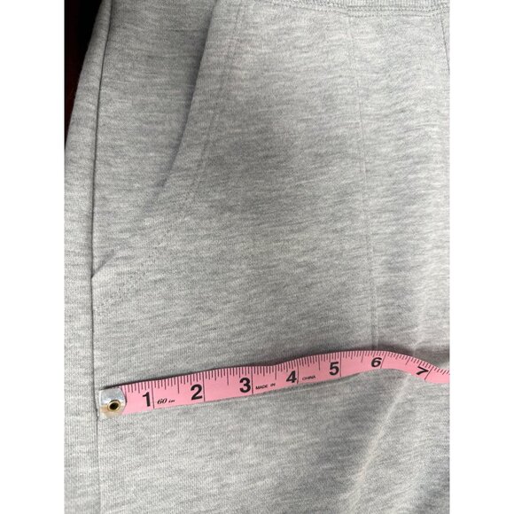 Women's Stretchy Athletic Shorts Small - Picture 2 of 10